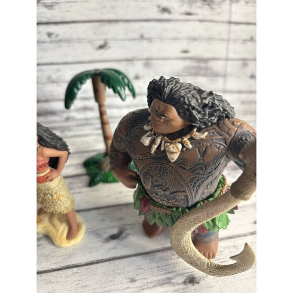 Disney Moana PVC Plastic Figurines Cake Toppers Lot Of 8 - Picture 6 of 11